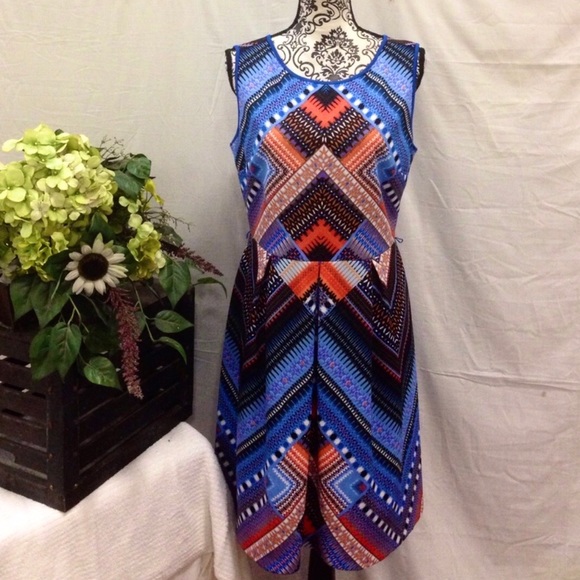 Liz Claiborne Dresses & Skirts - Liz Claiborne Multicolor Tribal Dress